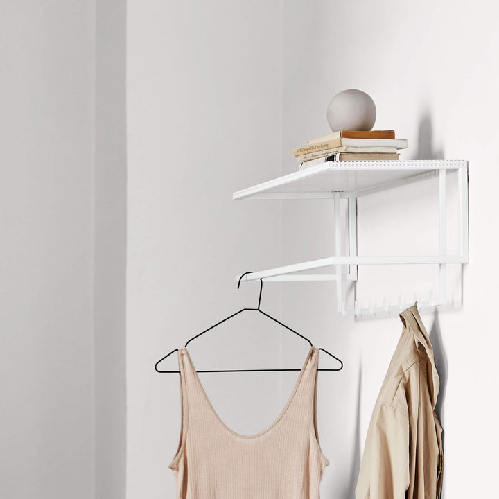 Kristina Dam Studio Hang&