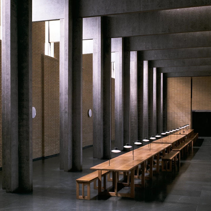 AJ Oxford Table Lamp