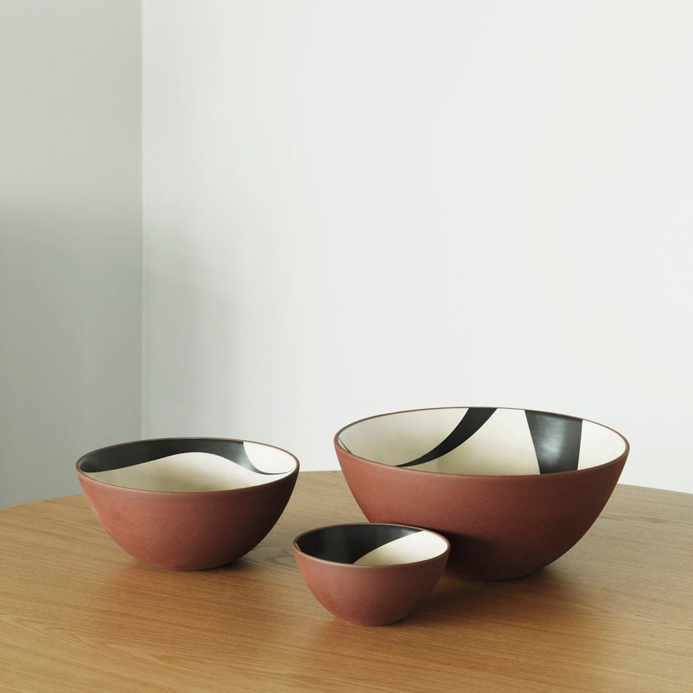 Line Bowl Ø30 Black/Cream - ökenhem