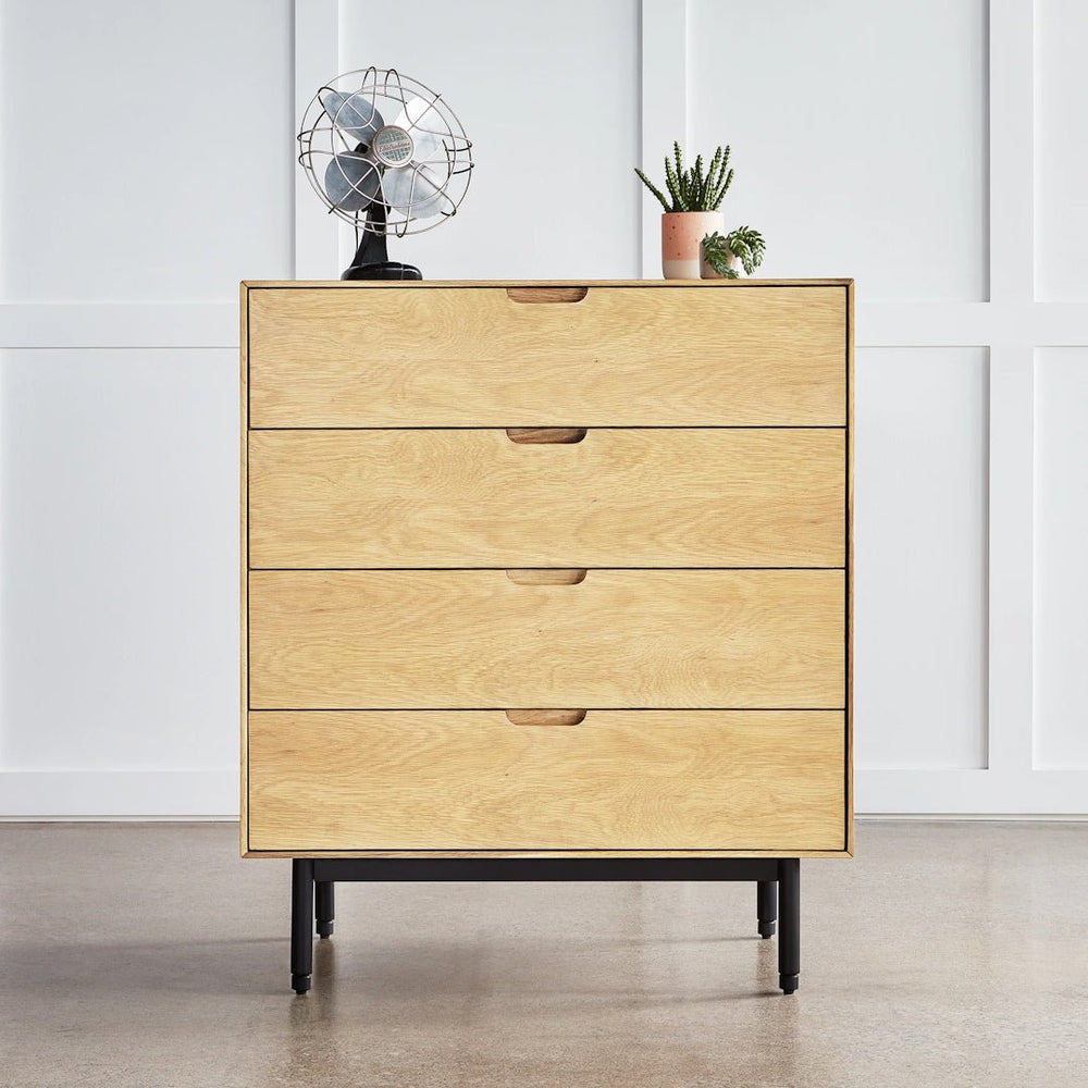 Munro 4 Drawer Dresser - ökenhem