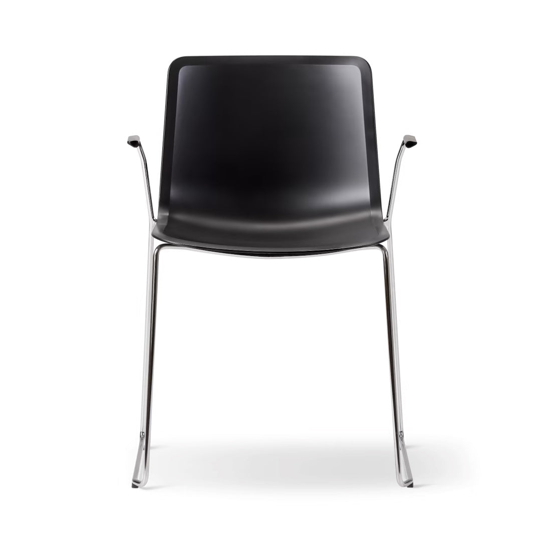 Pato Armchair - Sledge Base - Stackable - ökenhem