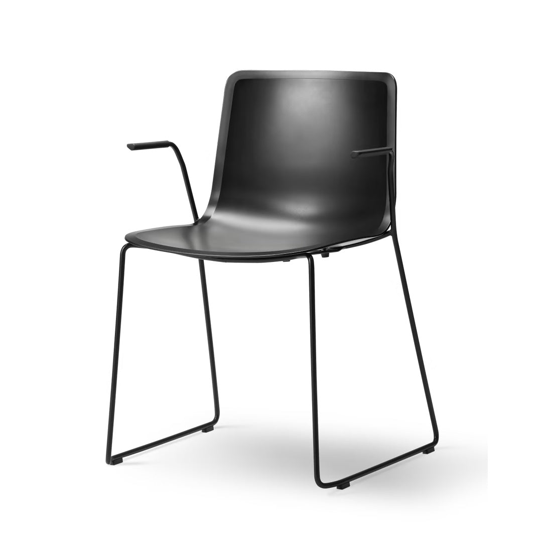 Pato Armchair - Sledge Base - Stackable - ökenhem