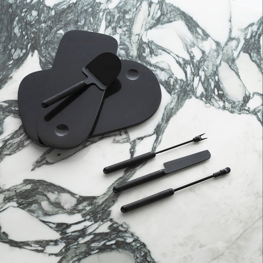 Pebble Cheese Knife Black - ökenhem