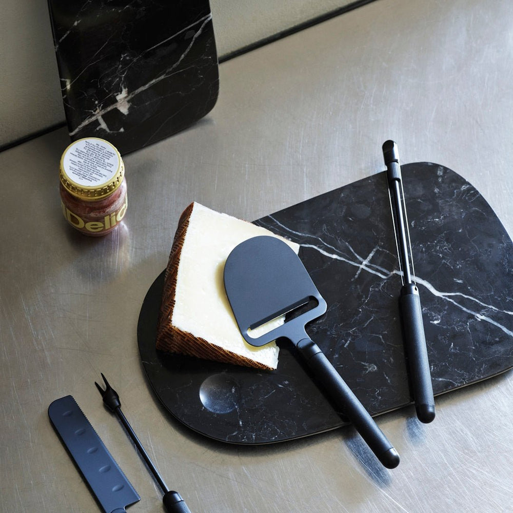 Pebble Cheese Slicer Black - ökenhem