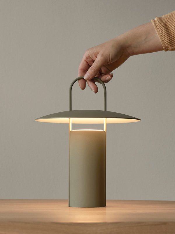 Ray Table Lamp, Portable - ökenhem