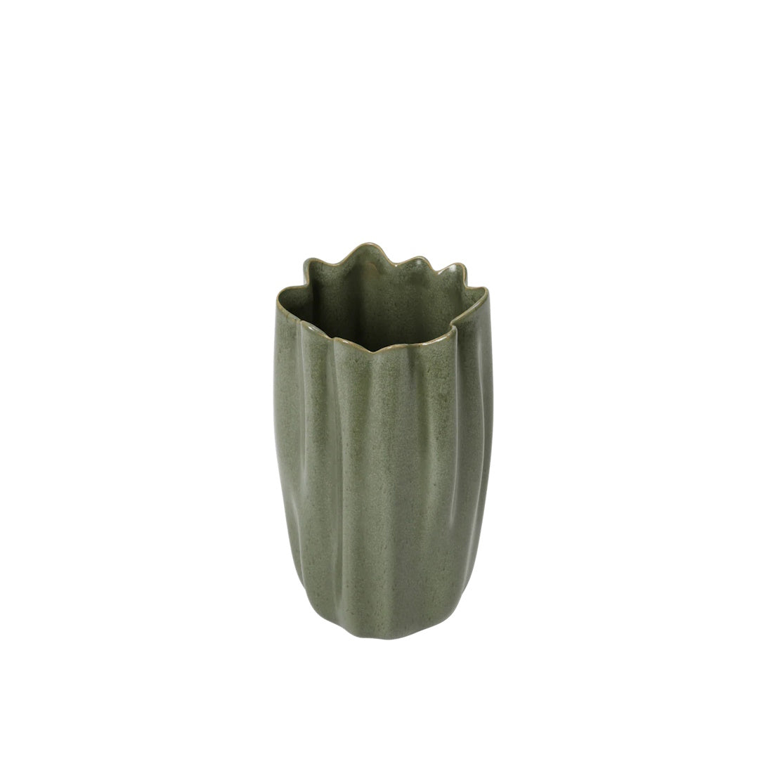 Nium Vase