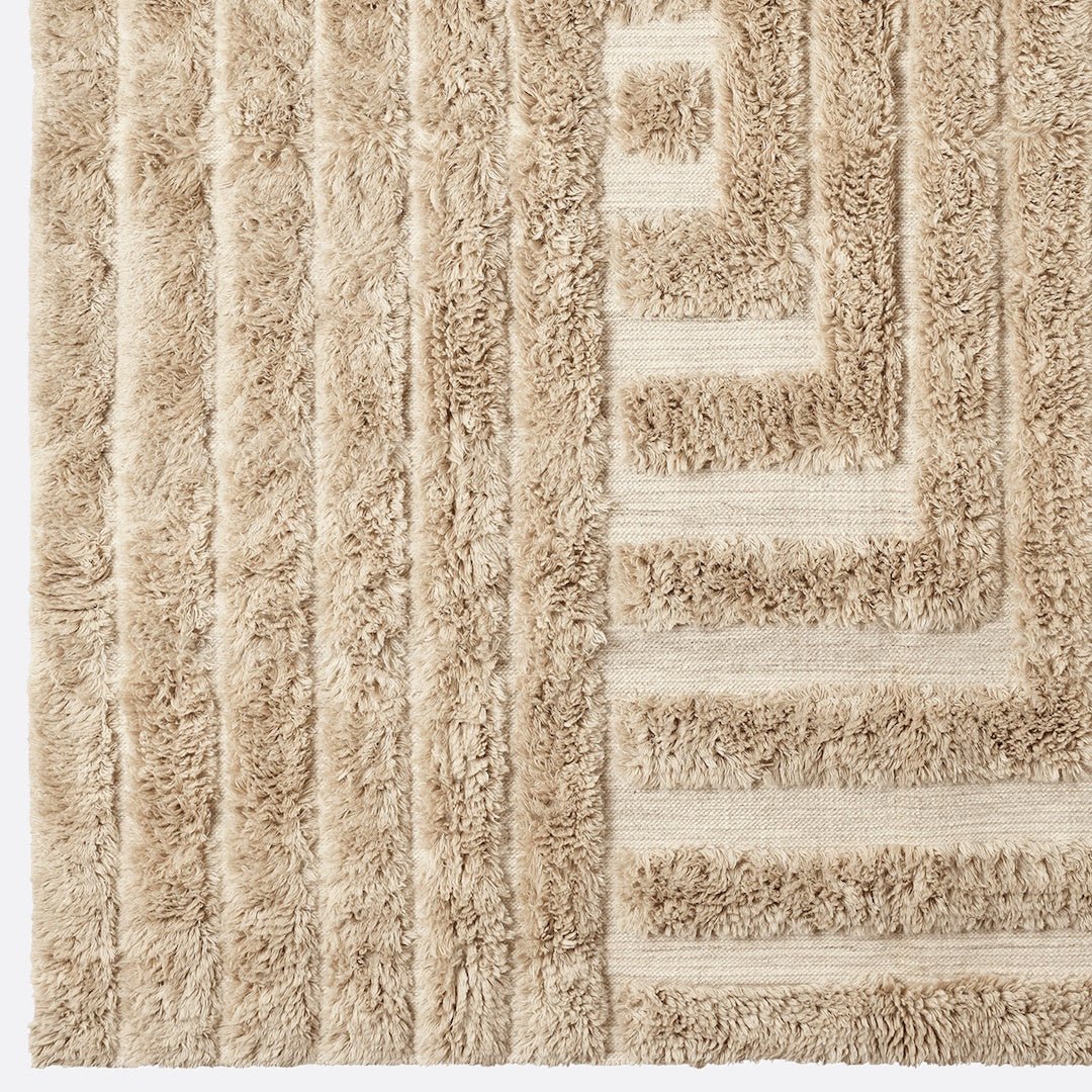 Shaggy Labyrinth Beige Rug - ökenhem