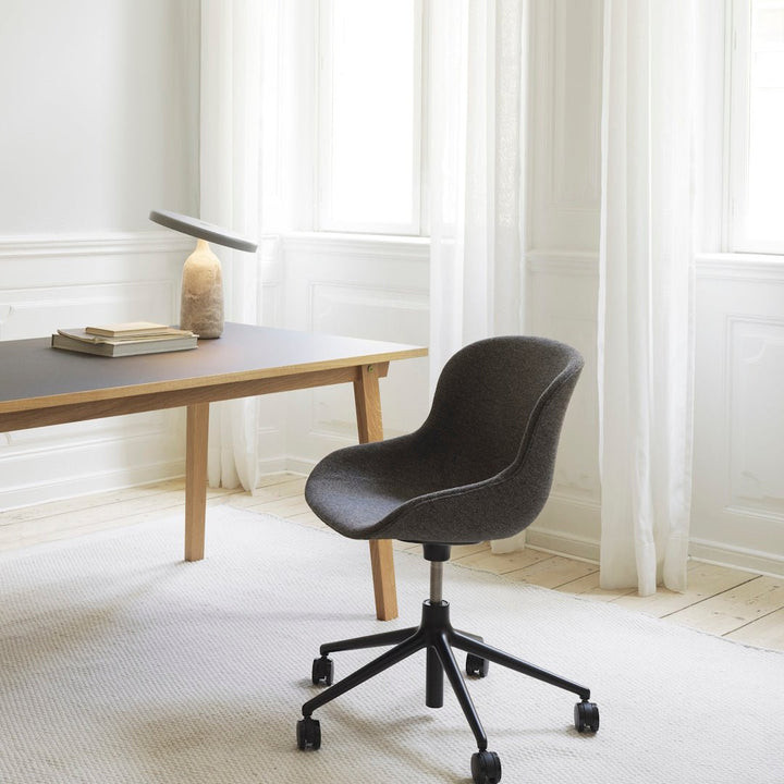 Slice Table 84 x 160 cm Linoleum - ökenhem