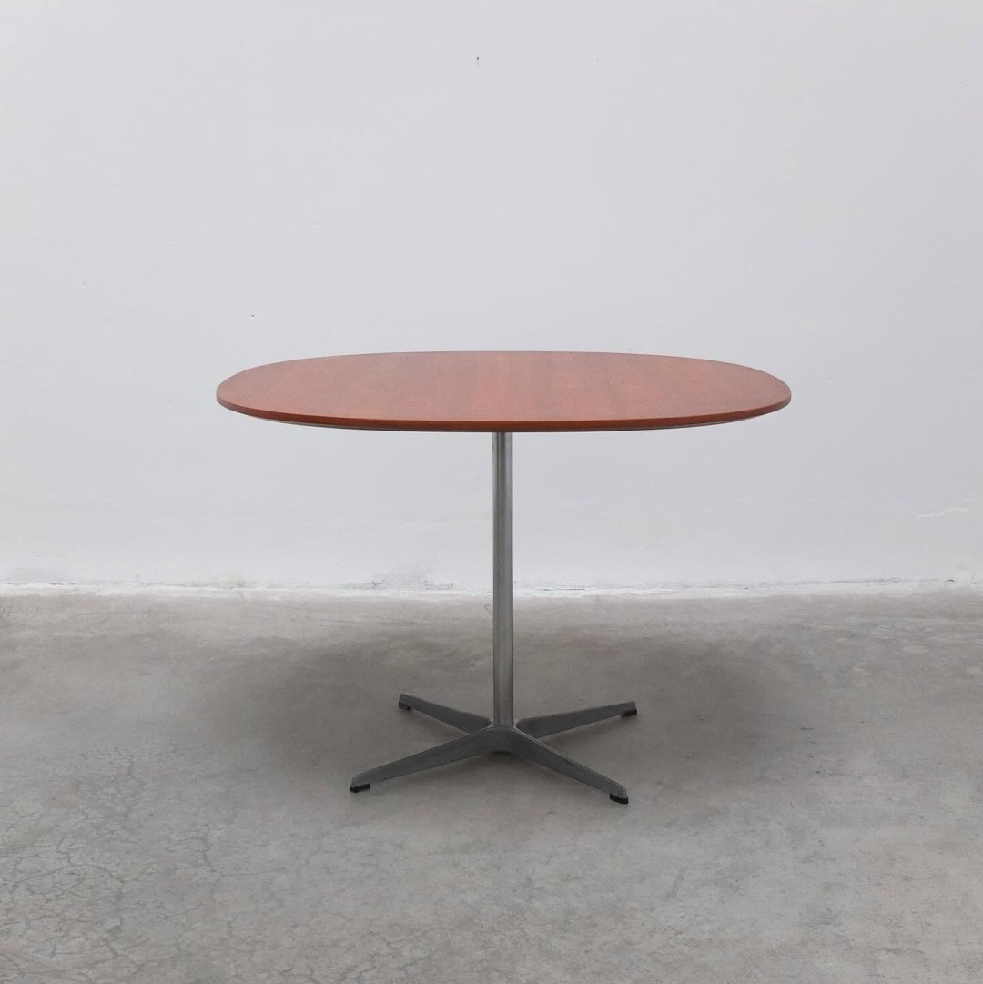 Supercircular™ A603 Café Table (100 x 100 cm) - ökenhem