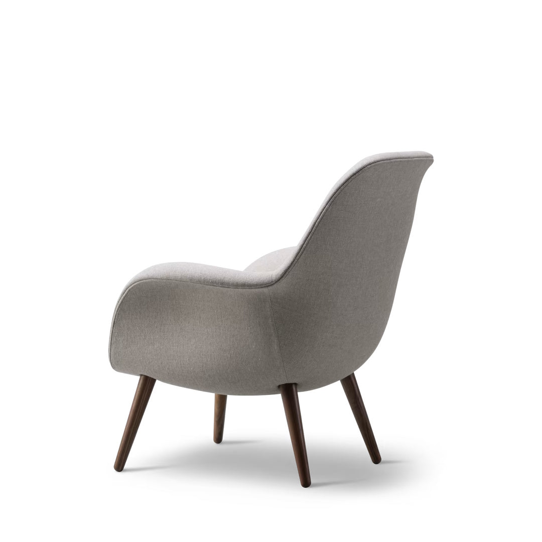 Swoon Lounge Chair - Petit - Fabric Shell - ökenhem