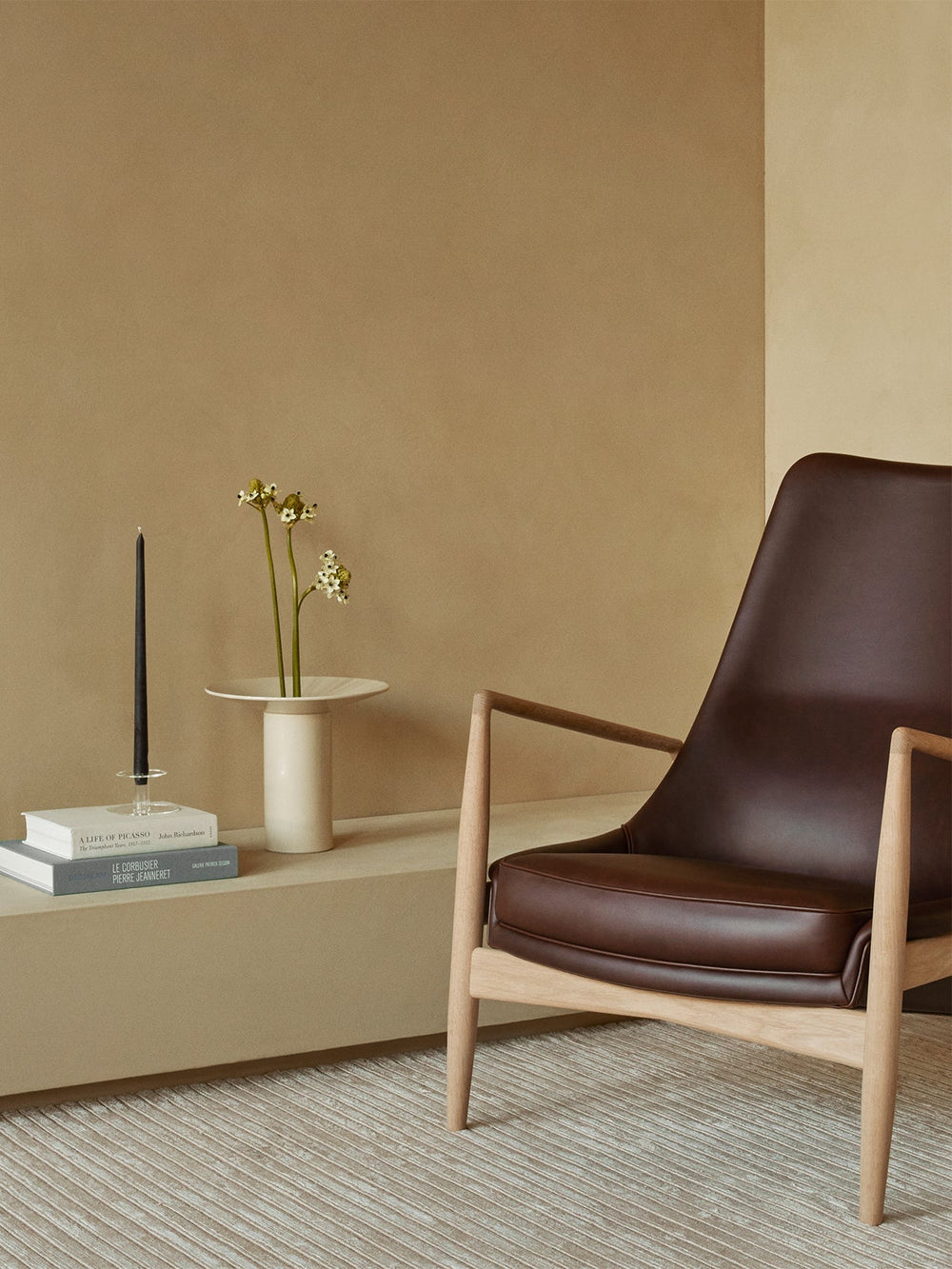 The Seal Lounge Chair, High Back - ökenhem