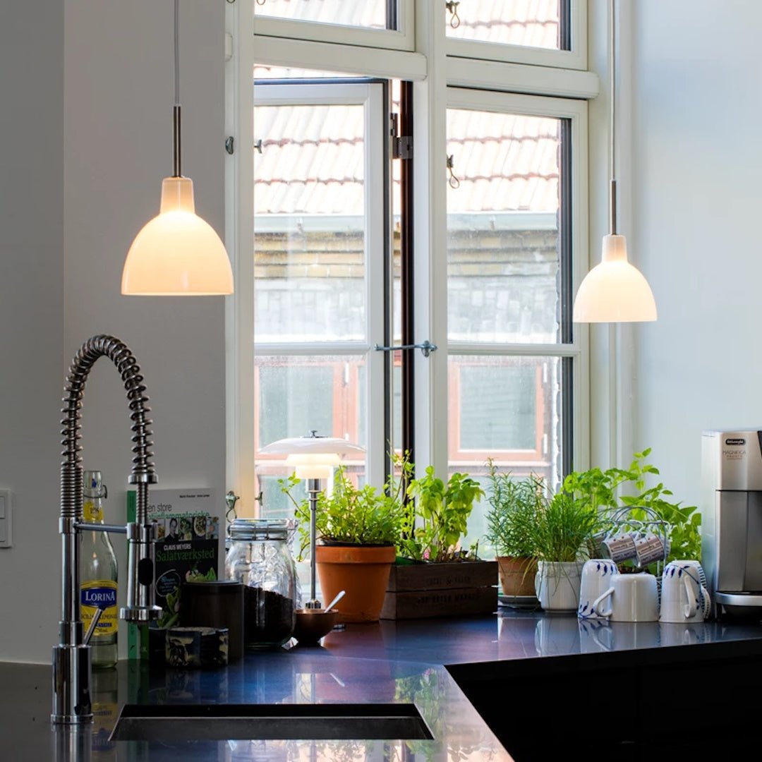 Toldbod Glass Pendant Light - ökenhem