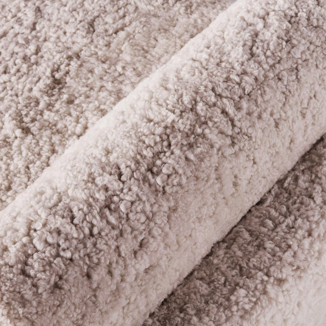 V Day Bed Sheepskin - ökenhem