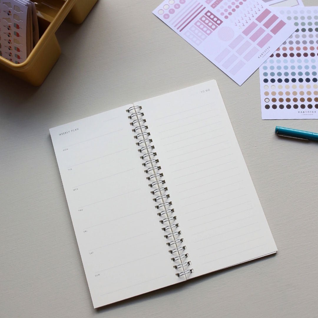 Weekly Planner Wire-O Notebook - ökenhem