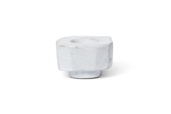 Kurinu Candle Holder
