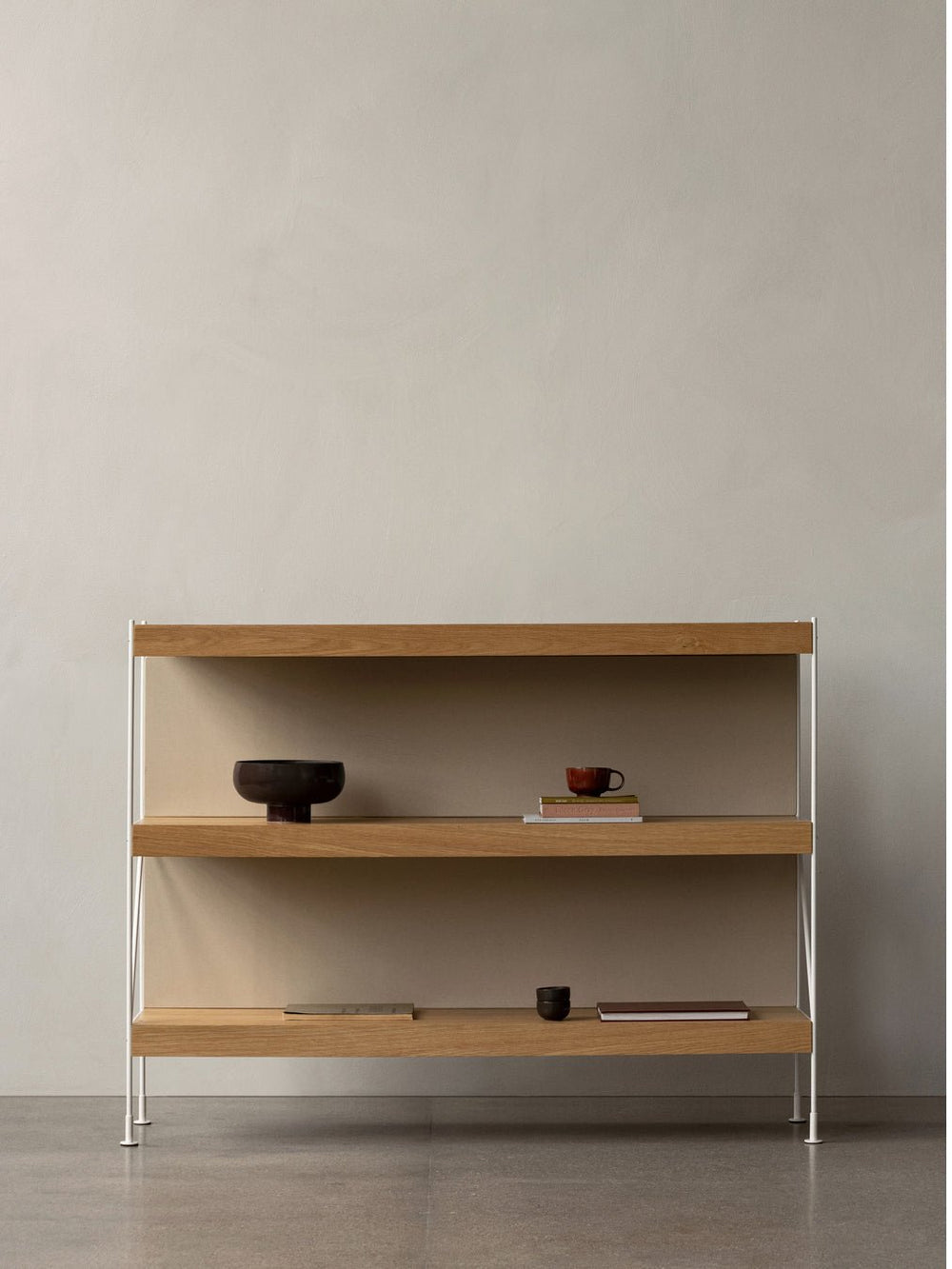 Zet Storage System, 60in, Back Panel and Magazine Shelf - ökenhem